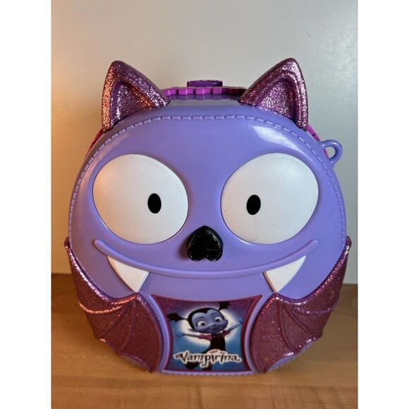 Disney Vampirina Boo -Tastic Plastic Backpack Just Play Carry Bag - Picture 2 of 10